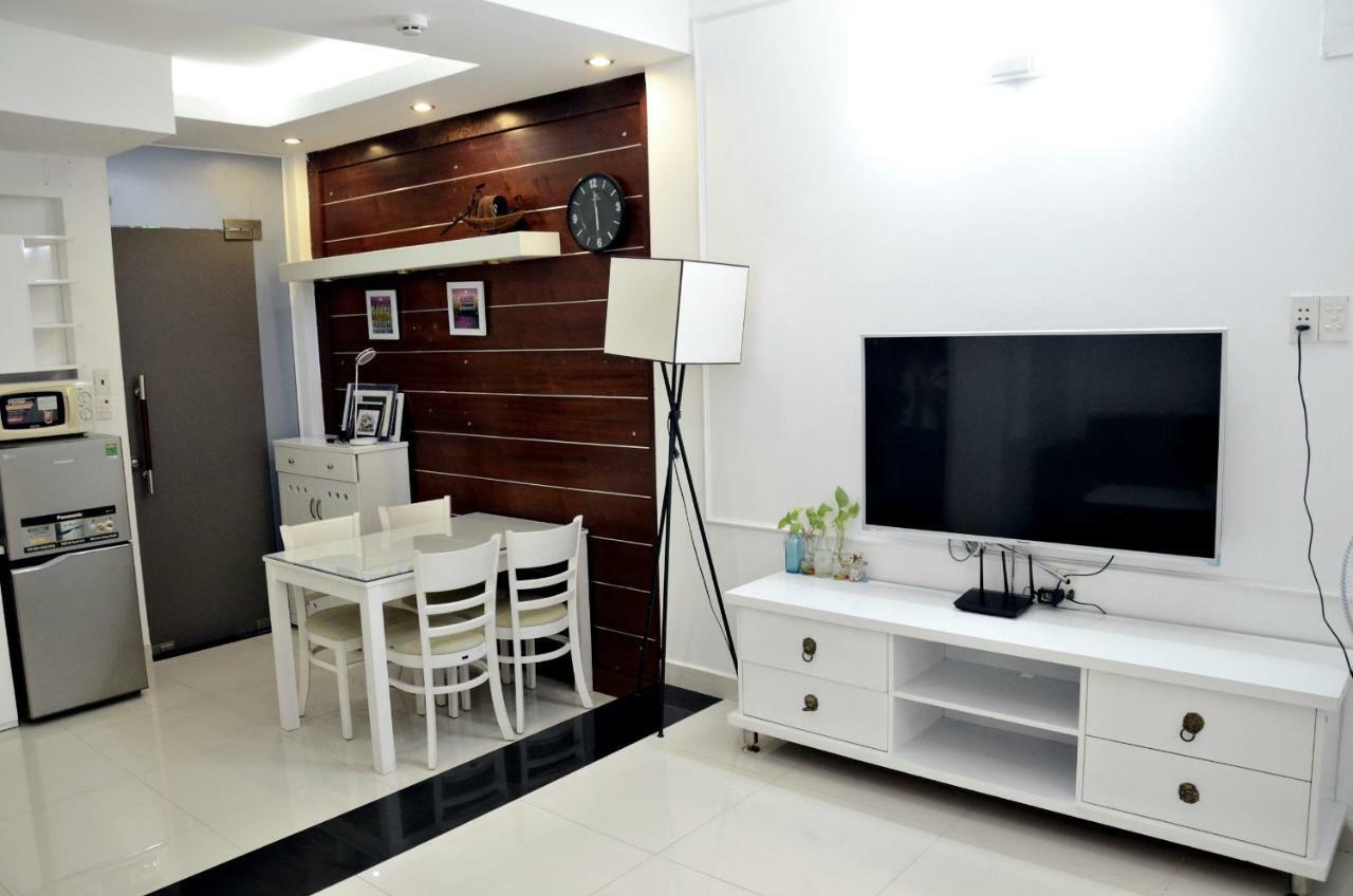 Smiley Apartment 8 Ho Chi Minh City Exterior photo